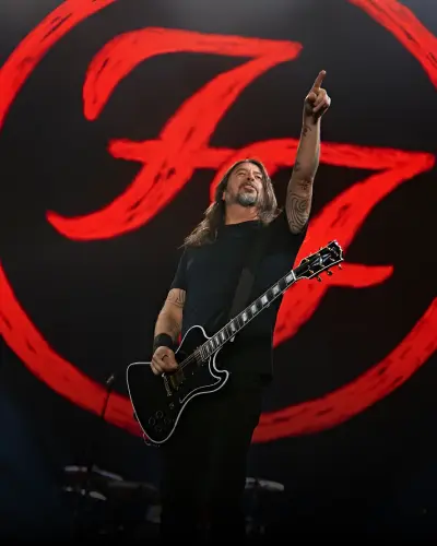 FOO FIGHTERS
